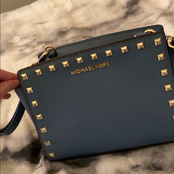 Michael Kors navy blue purse - Picture 2 of 4